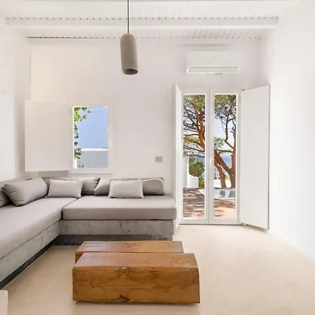 Sunset Cove Agios Ioannis Diakoftis